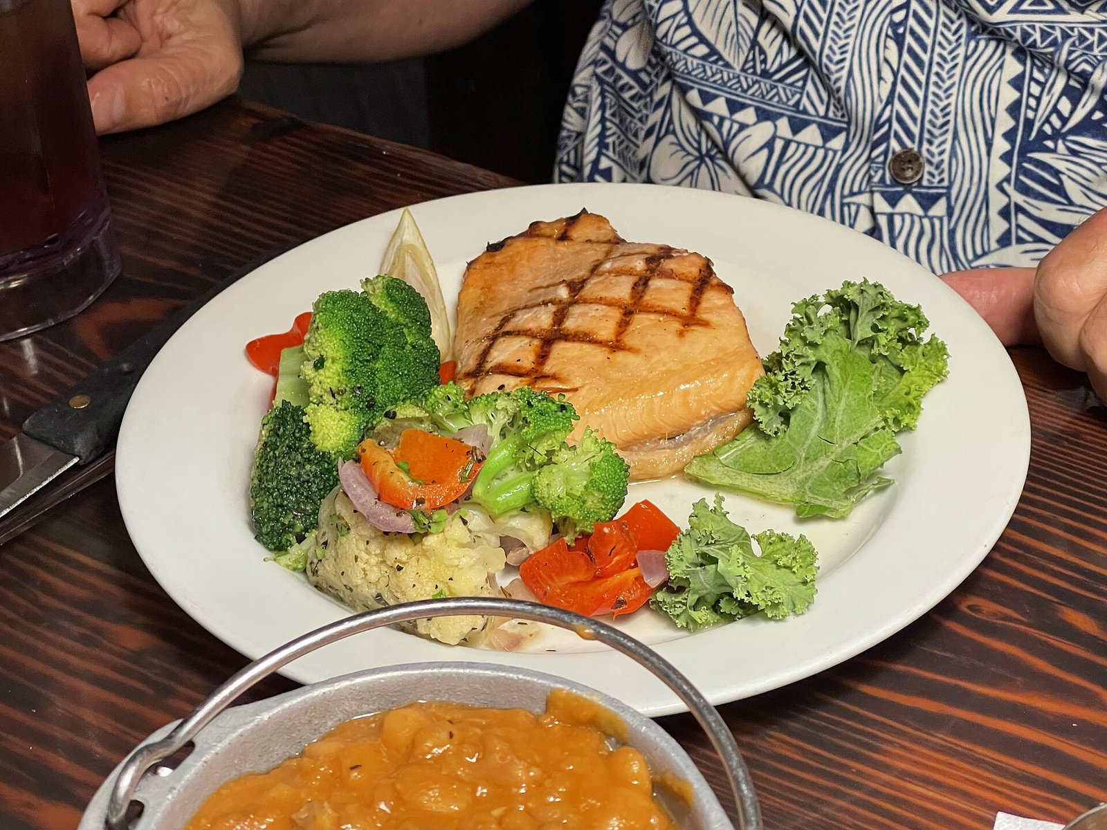 Grilled salmon with vegetables, an earlier-dinner option for Barrett's and GERD
