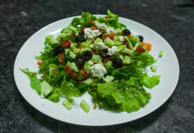 Mediterranean salad plate for a weight-aware cervical spondylosis diet day