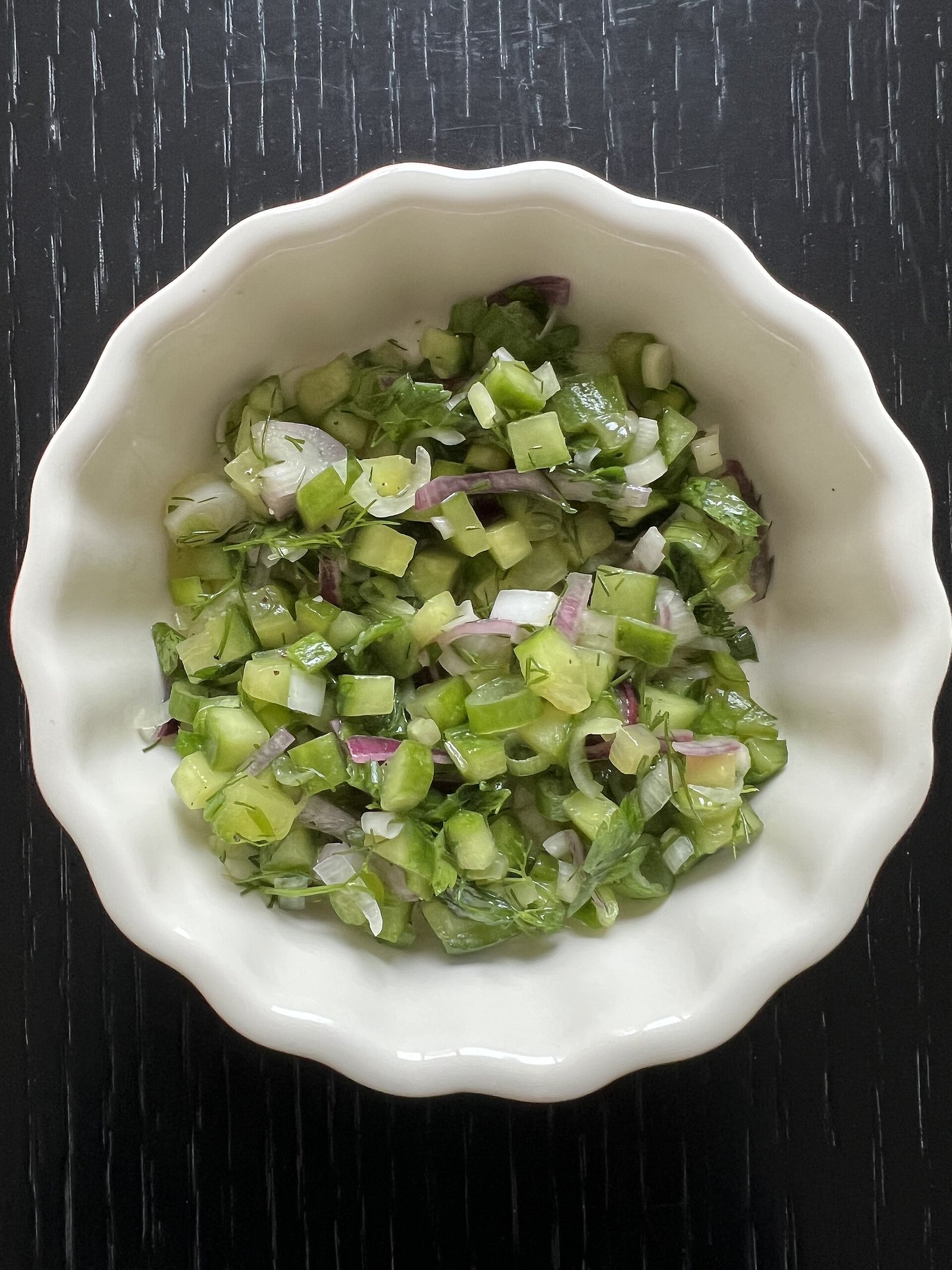 Cucumber salad with dill as a water-rich caffeine-free side for bladder comfort days