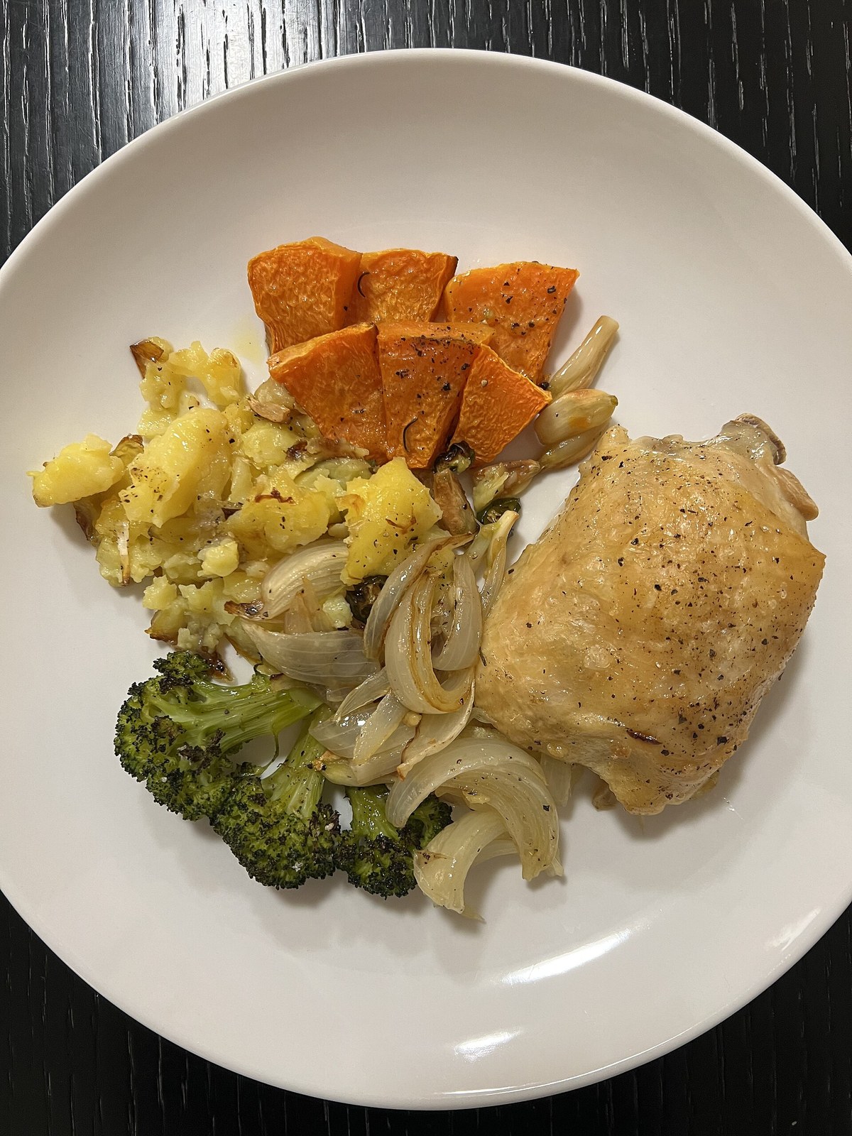 Grilled chicken dinner as a heart-healthy style plate after stroke when texture allows