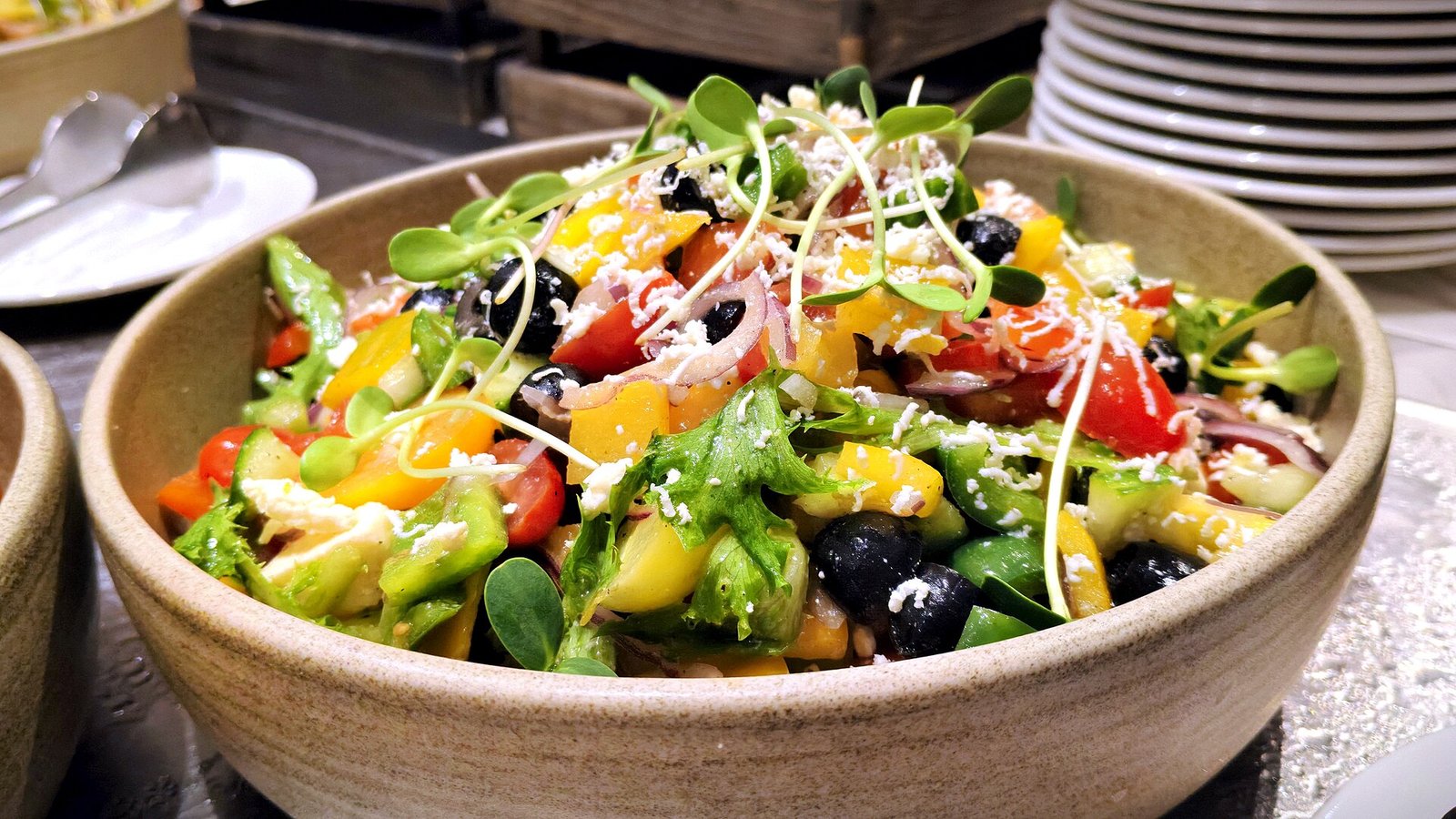 Vegetable salad bowl supporting produce-forward sides after ICD implantation