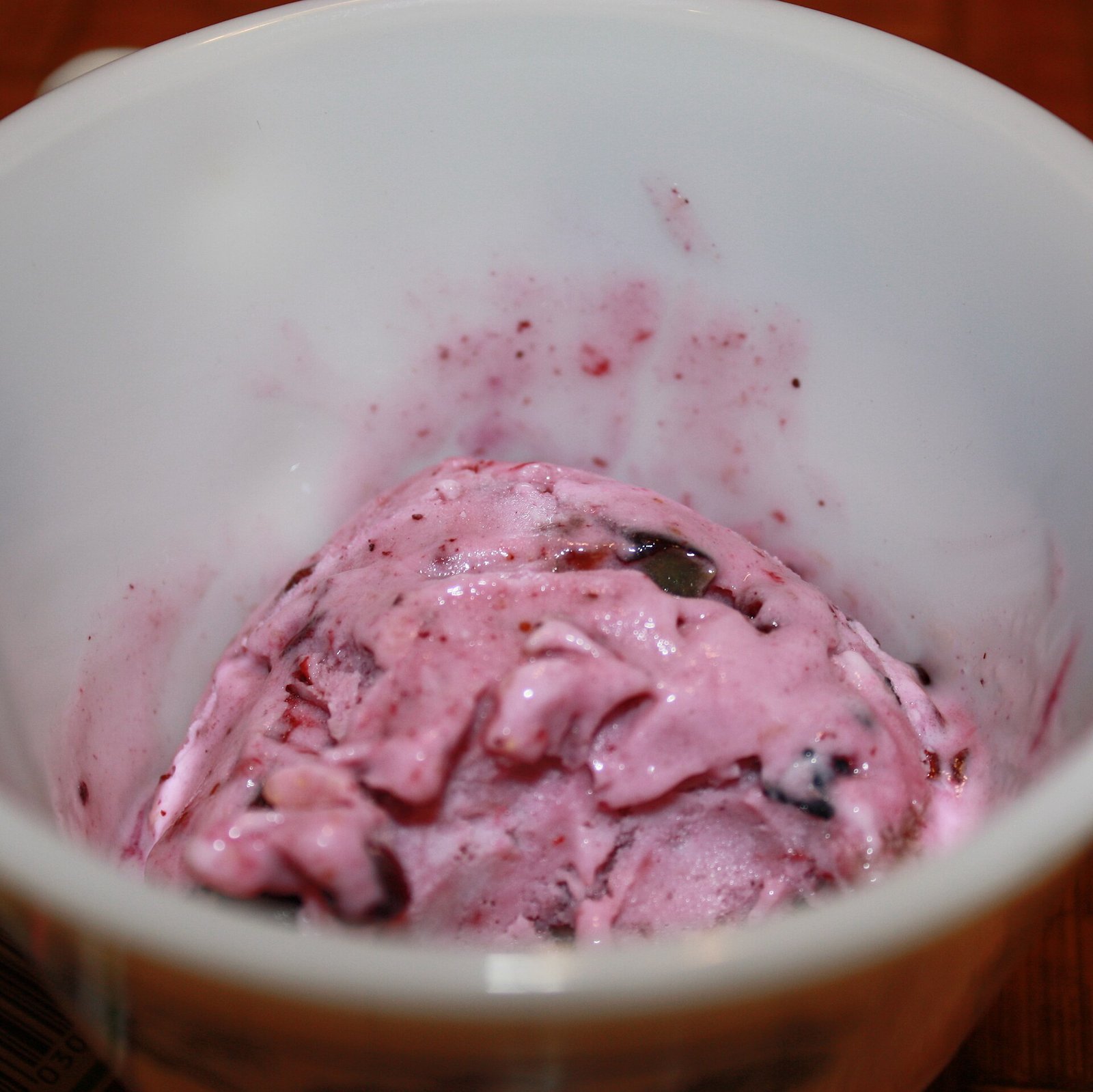 Berry frozen yogurt as an easy snack after physical therapy