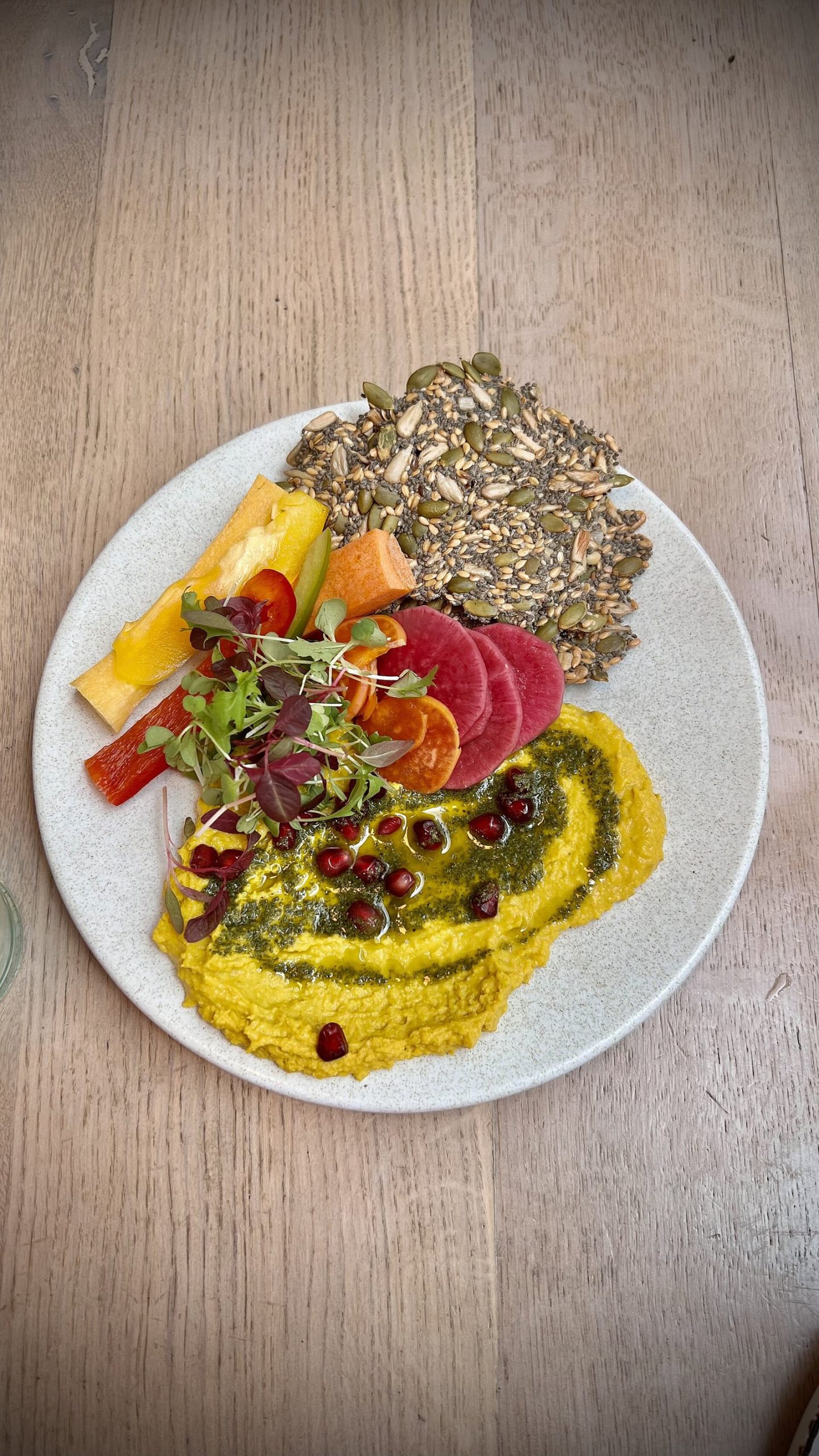 Colorful vegetable plate supporting blood-pressure and glucose-aware meals