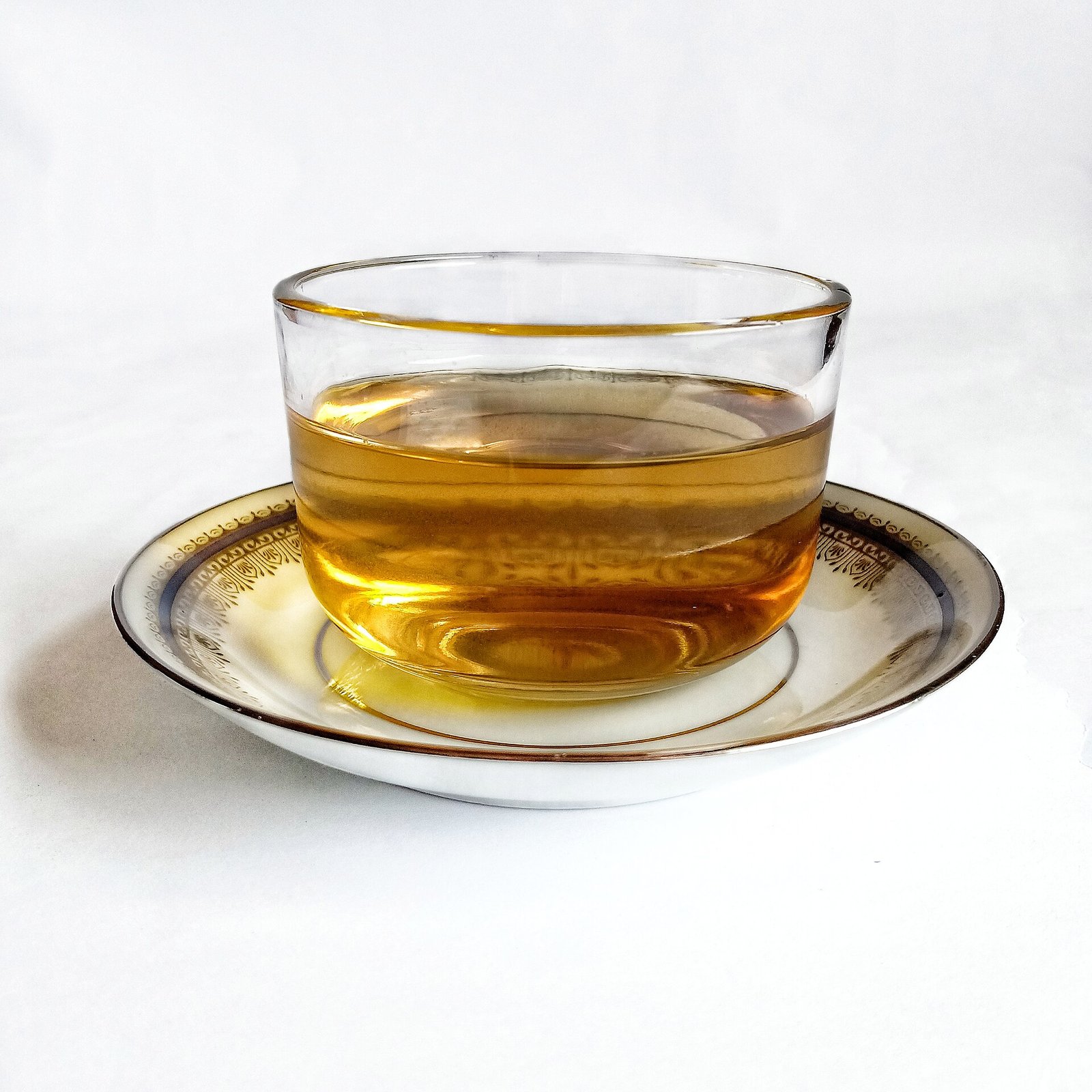 Cup of herbal tea as a hydrating drink during congested cold days