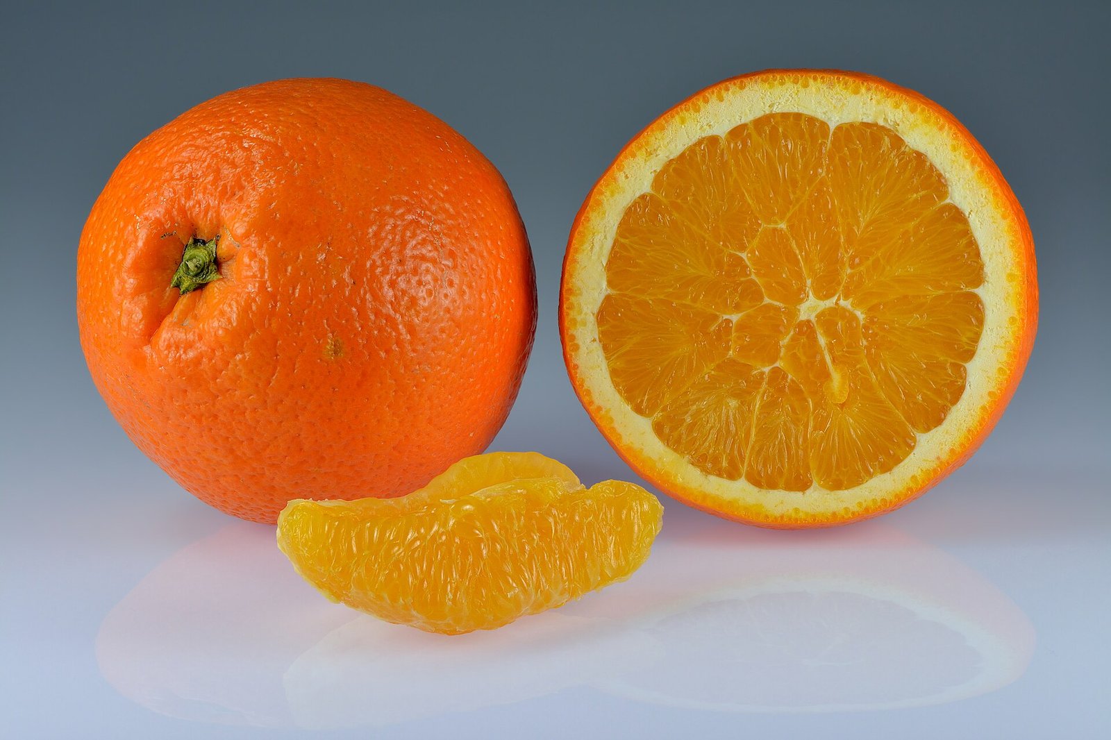 Oranges as a vitamin C pairing idea with iron-rich meals