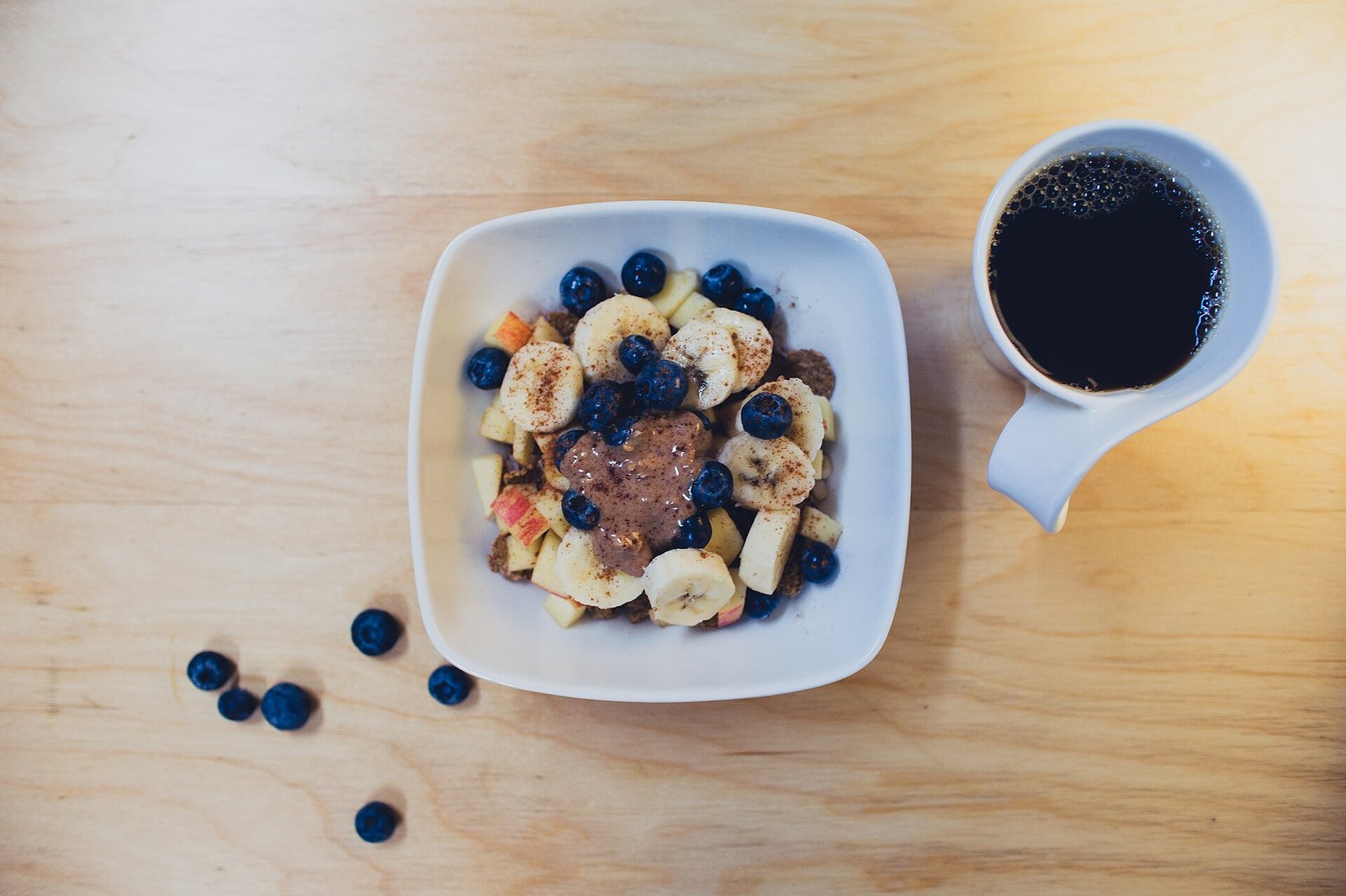 Fruit breakfast bowl as a between-meal style snack for weight stability with IPF
