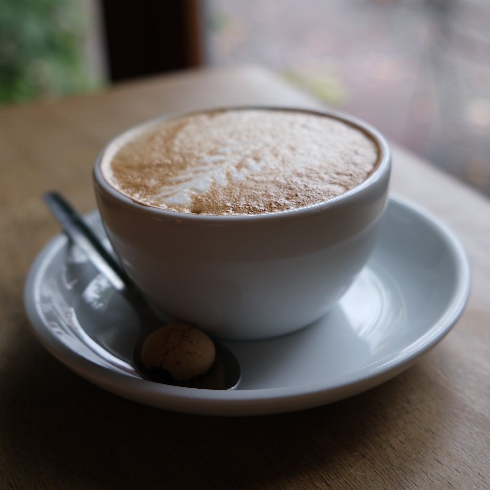 Cup of coffee; caffeine timing matters for an insomnia diet