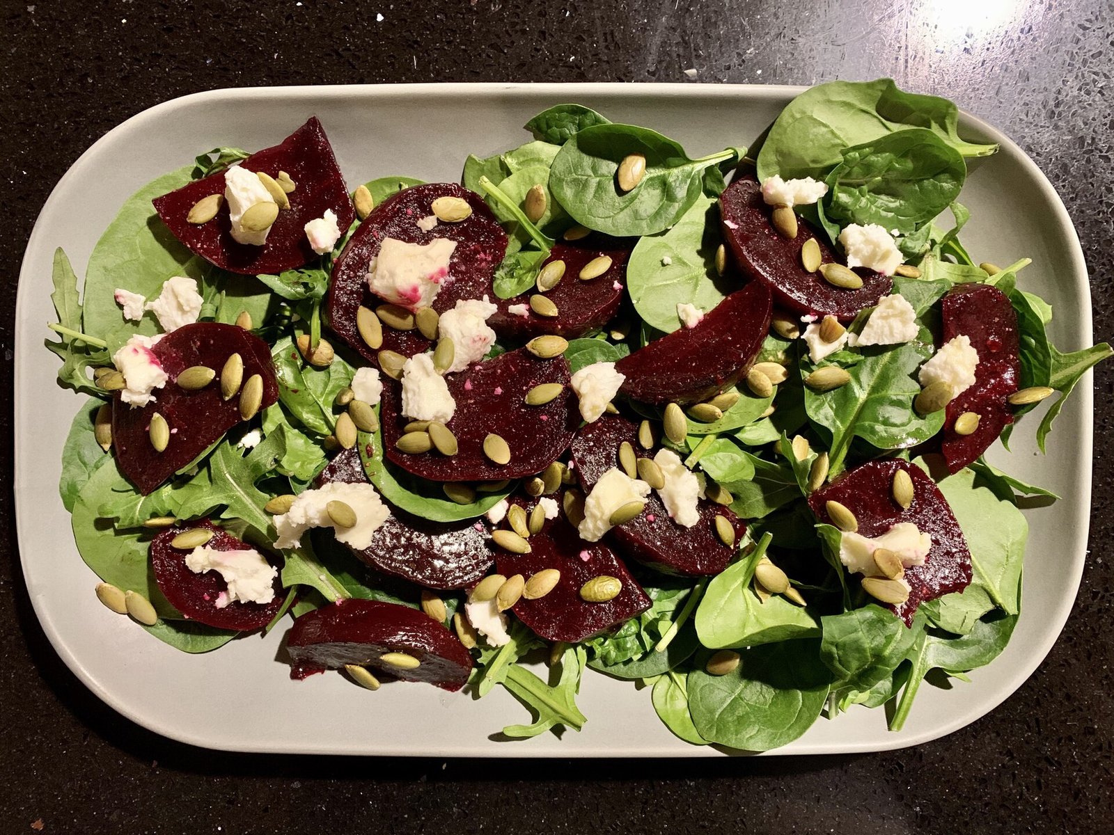 Spinach salad with pumpkin seeds, magnesium-rich foods