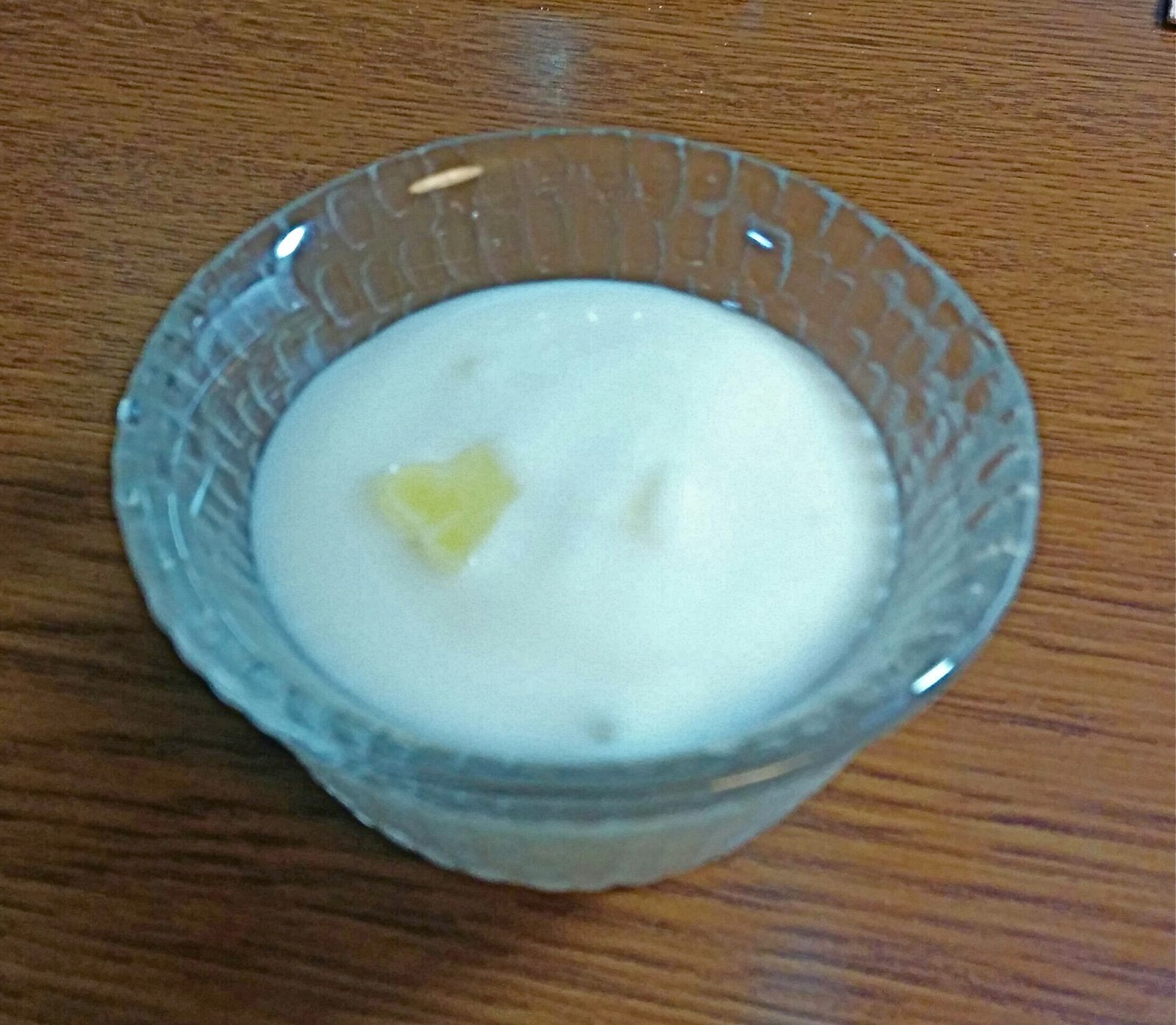 Yogurt and easy prep foods when shoulder reach is limited