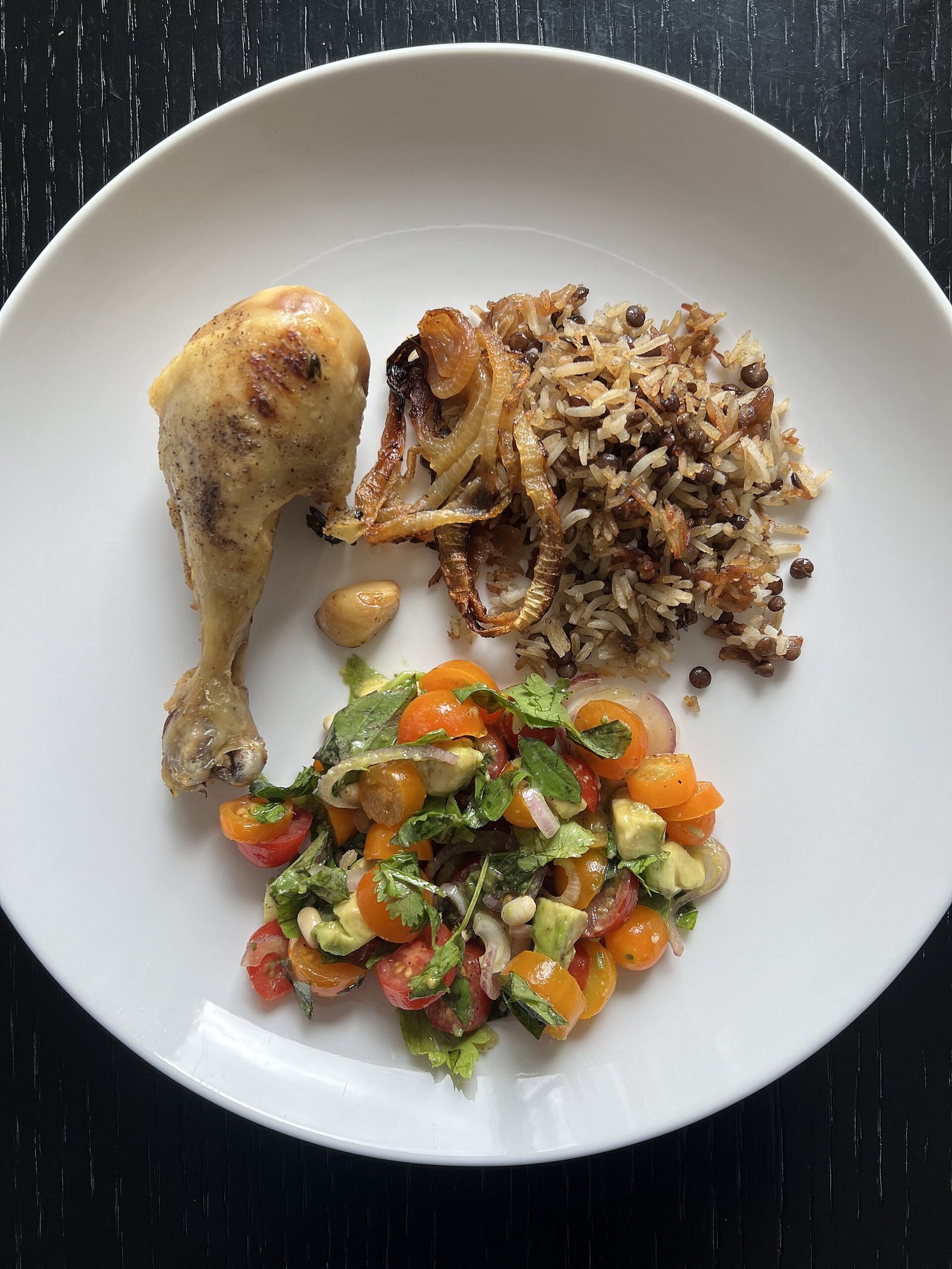 Simple grilled chicken lunch with salad, a supervised SIBO diet style plate